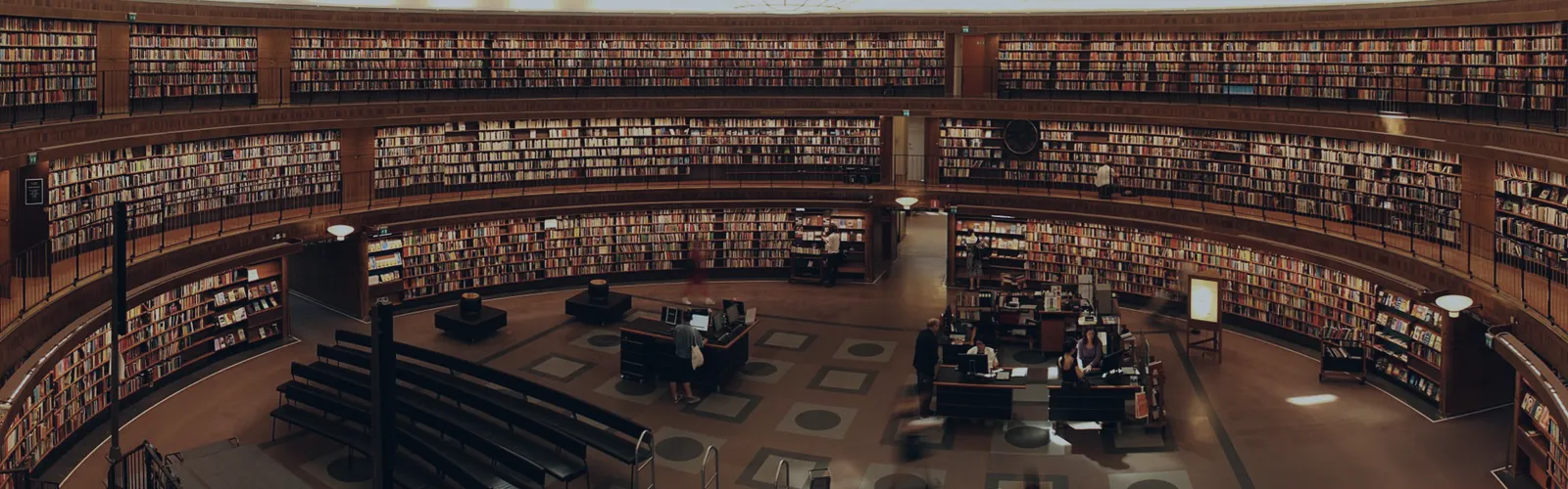 Salle de lecture circulaire d’une grande bibliothèque